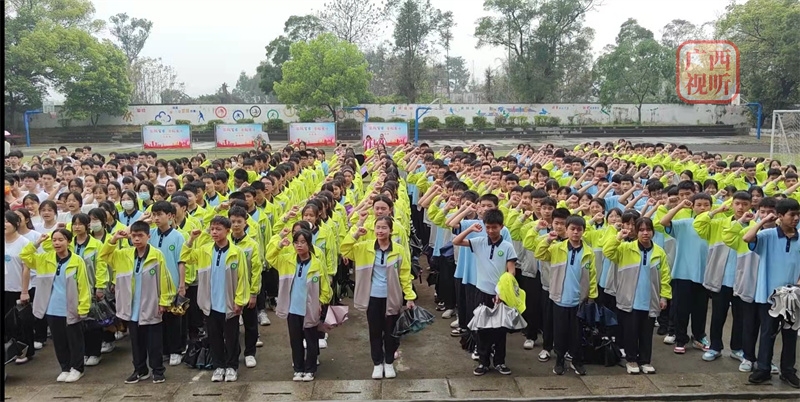 钟山县钟山中学图片