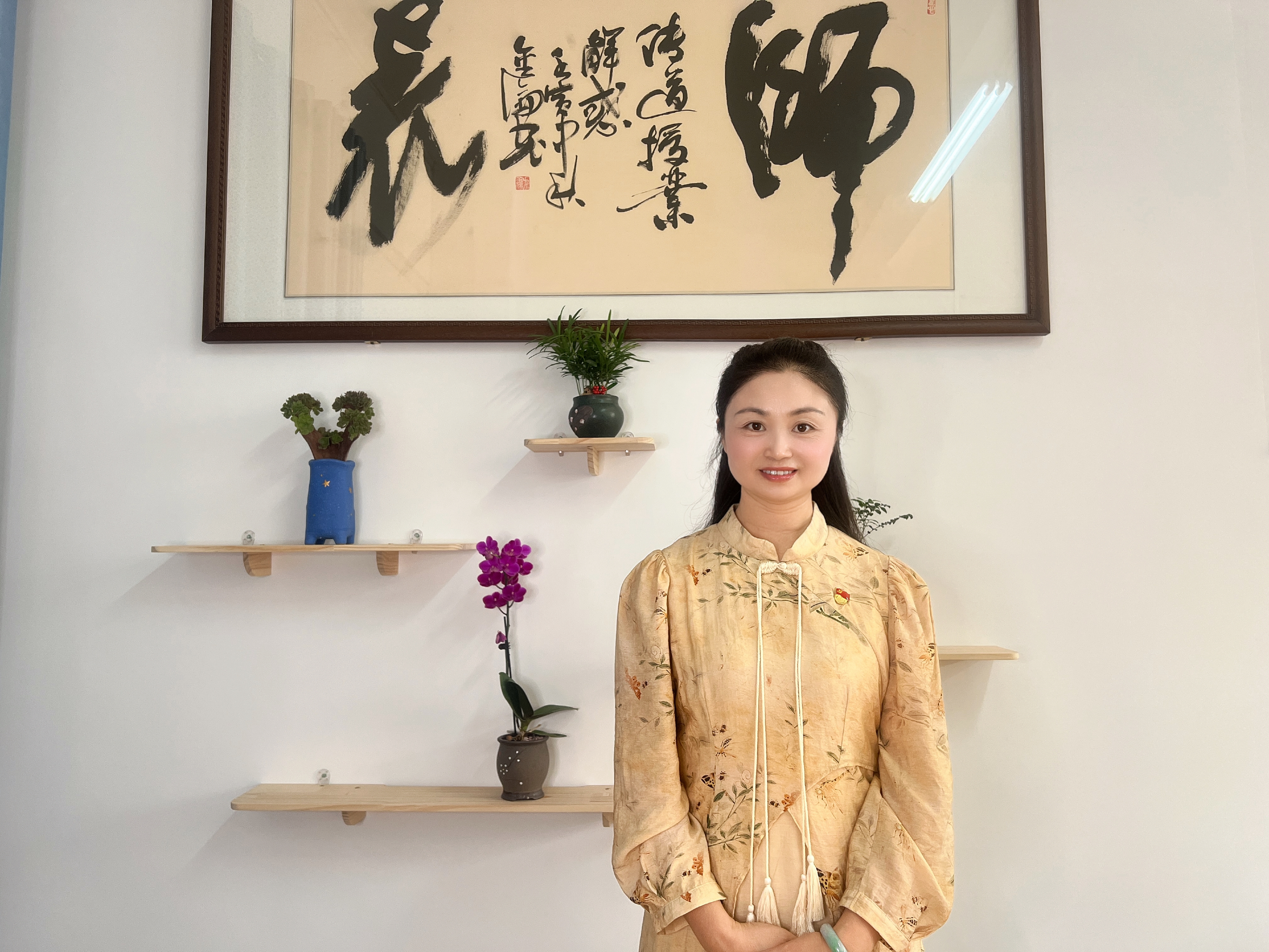 校长寄语——南宁市华强路小学党支部书记,校长 张英妮