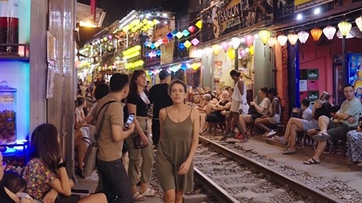 《越南「旅」记》：越南河内火车街