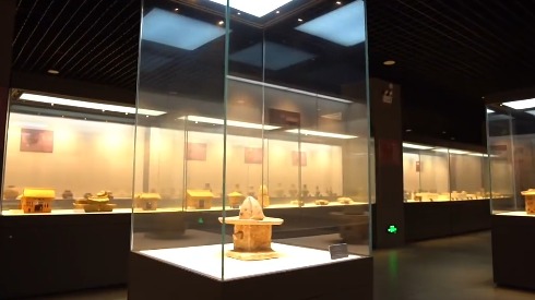 文化中国｜历史揭秘，2000年前广西人住啥房？